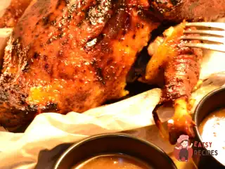 Качка, запечена в апельсиново-медовій глазурі