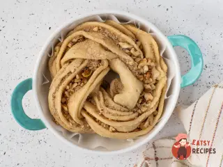 Крок 9: Плетінка з горіхами