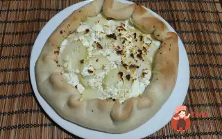 Пиріг з картоплею та фетою