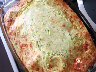 Запіканка з кабачків із сиром та зеленню