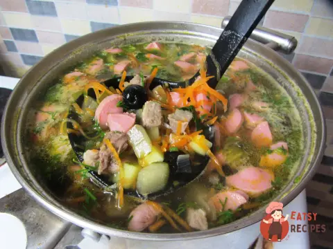 Солянка нашвидкуруч