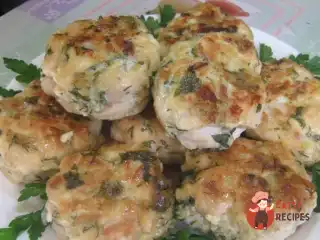 Рубані курячі котлети з картоплею