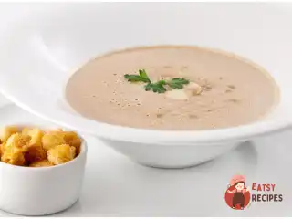 Суп пюре з грибів зі шматочками картоплі