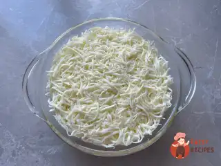Салат з ананасами та куркою