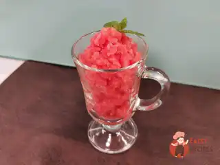 Кавуновий лід з м'ятою