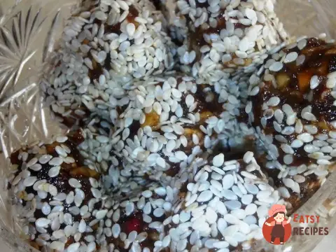 Цукерки із сухофруктів без цукру