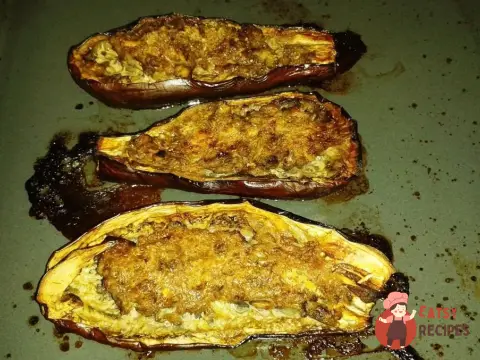 Баклажани з м'ясом