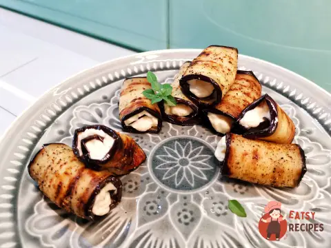 Рулетики з баклажанів