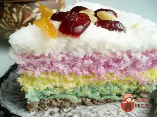 Різнокольоровий рисовий пиріг (Тток)