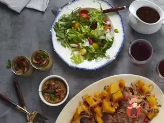 Яловичина з кисло-солодким соусом