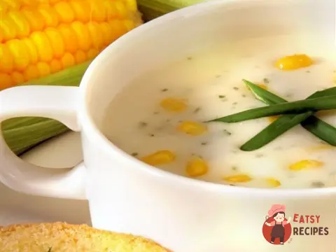 Холодний суп з кукурудзи з яйцями