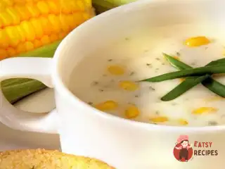 Холодний суп з кукурудзи з яйцями