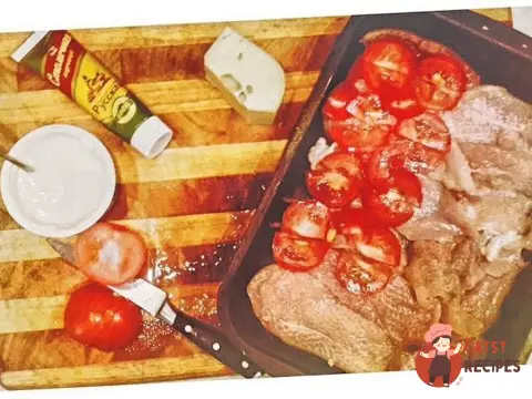 Курка під сметано-гірчичним соусом у духовці