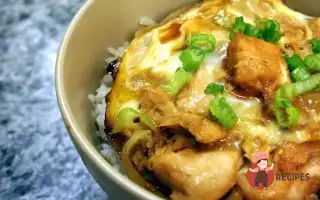 Японський Омлет З Рисом Та Куркою (Оякодон)