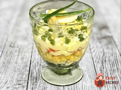Салат із морської капусти з крабовими паличками
