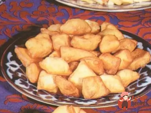 Коржики казахські (Бауирсакі)
