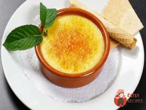Десерт із корицею (Crema catalana)