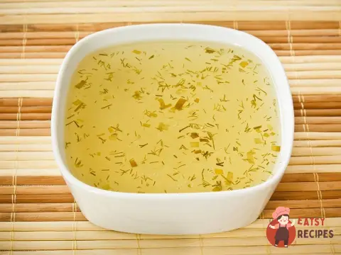 Класичний рибний бульйон