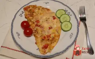 Омлет із шинкою, помідорами та сиром у мультипекарі