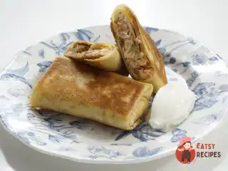 Млинці з копченою рибою