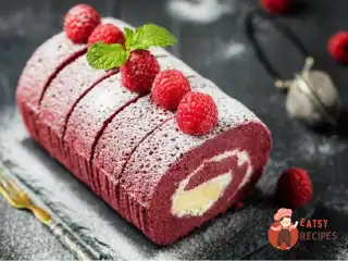 Чеський бісквітний малиновий рулет