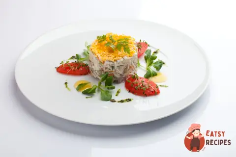Олів'є з копченою курячою грудкою