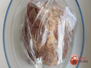 Крок 7: Буженина з часником