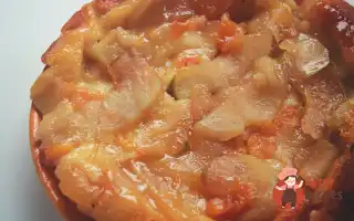 Тарт Із Карамелізованими Фруктами На Сметанному Тісті