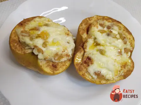 Запечені яблука з сиром