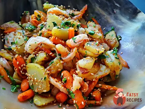 Картопля по-азіатськи з креветками