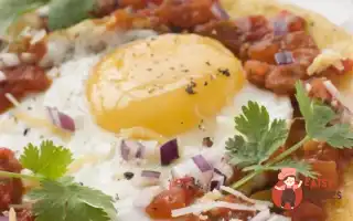 Яєчня-Глазунья З Гарніром