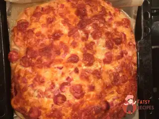 Піца на дріжджовому тесті