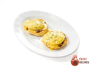 Яйця бенедикт з англійськими мафінами