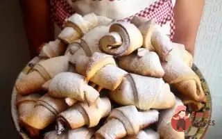 Рогаліки З Абрикосовим Джемом