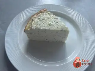 Творожна запеканка з маком