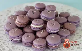 Лавандові Тістечка Макарони