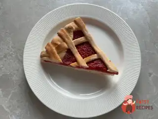 Пиріг з малиною