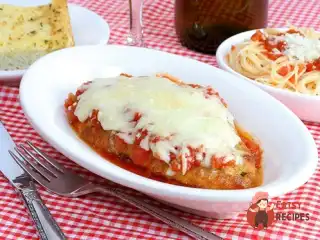 Курка з моцарелою