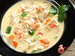 Суп з грибами та куркою