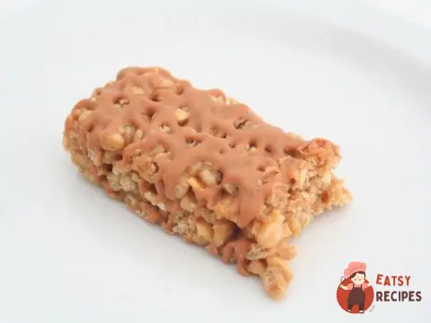 Батончики з шоколадом, ірисками та горіхами