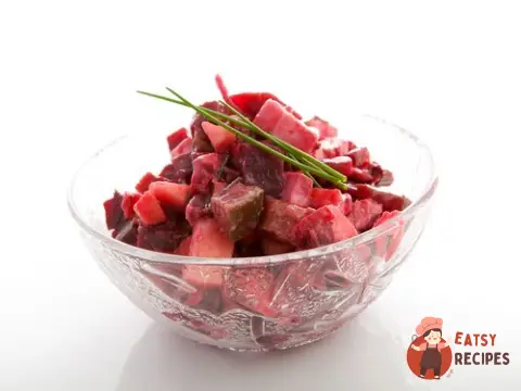 Італійський салат з копченим курчам