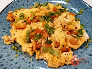 Скрембл зі шкварками