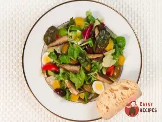 Балтійський салат зі шпротами