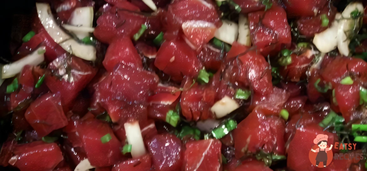 Гавайський тартар із тунця (Ahi poke)