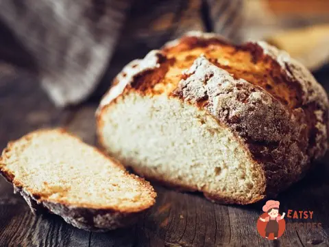 Ірландський содовий хліб у чавунній сковороді