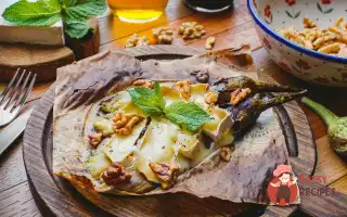 Запечені Баклажани З Камамбером І Волоськими Горіхами.