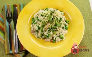Рис З Курячою Печінкою Та Зеленим Горошком