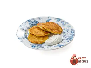 Драники з яйцем