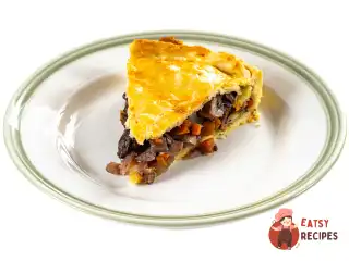 М’ясний пиріг із запеченим м’ясом