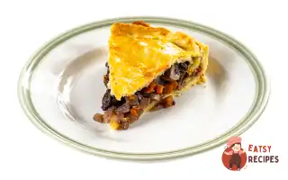 М’ясний пиріг із запеченим м’ясом